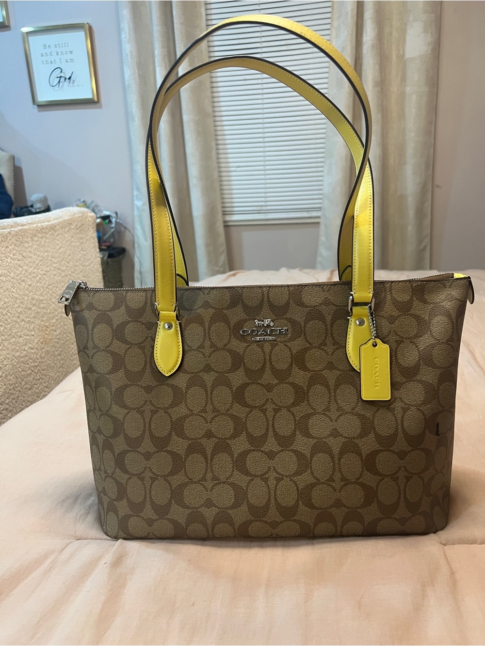 Coach Gallery Tote Authentic - Picture 3 of 10